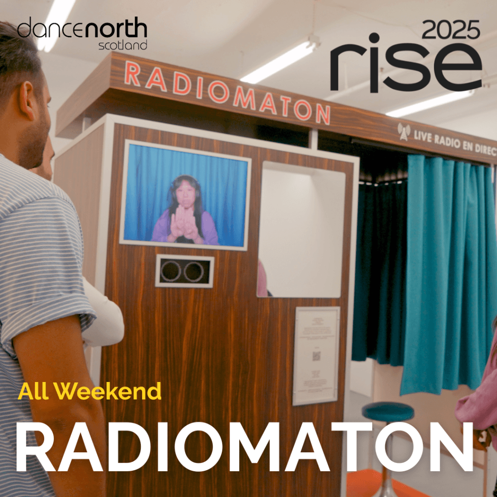 A total sensory and immersive experience, RADIOMATON questions the construction of truth, media contamination, fake news and the role of the body in the perception of information.